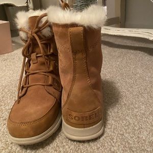 Sorel woman’s Explorer Joan great condition